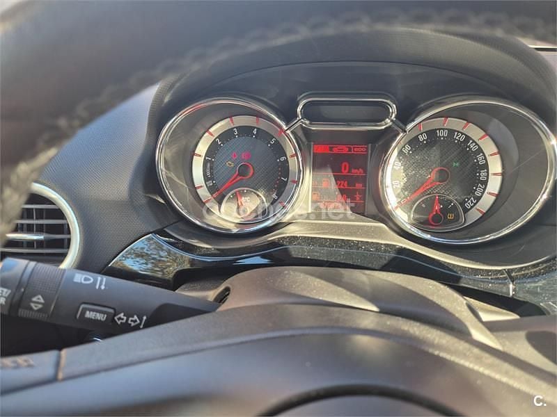 Granate Usado 2015 Opel Adam Rocks Utilitario | 8900 € (Precio justo) - Imagen 1/4