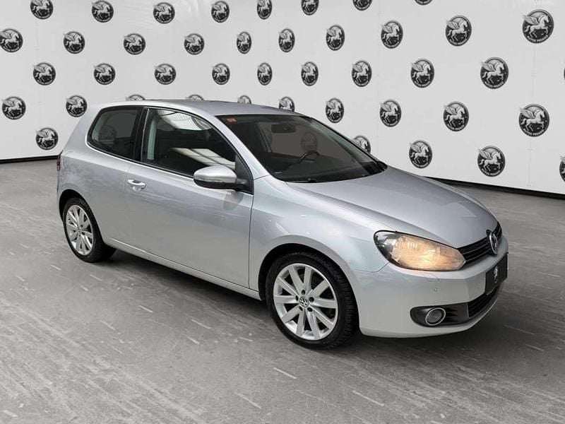 Usado VW Golf VII Sportline 160 CV (117 kW) 2012 Gris Utilitario
