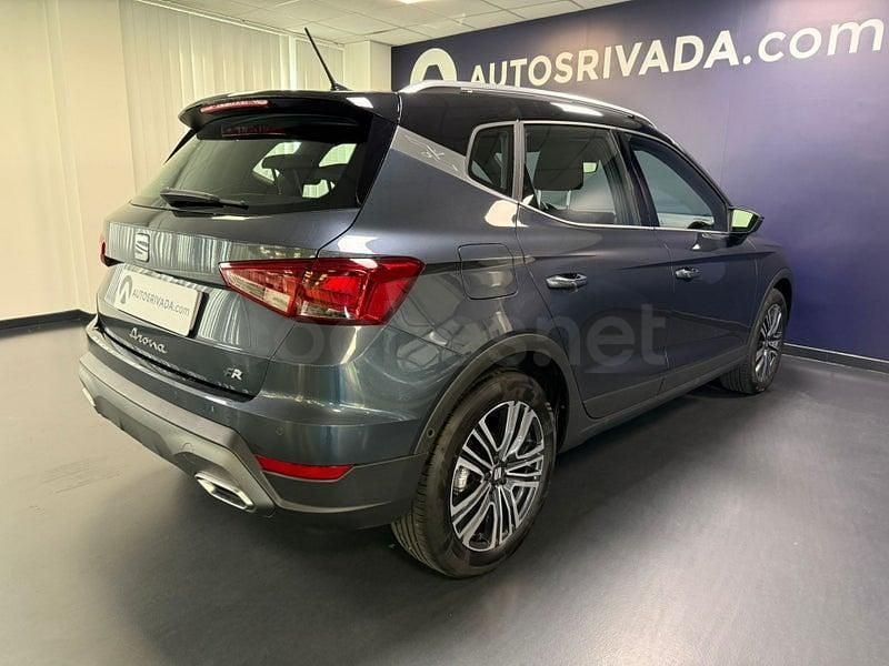Usado Seat Arona FR 115 HP (84 kW) 2025 Cinzento SUV