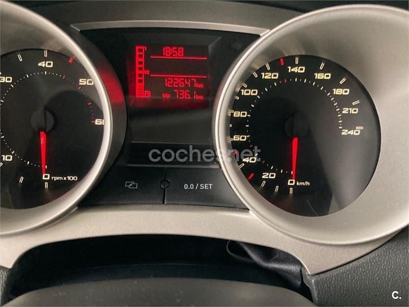 Usado Seat Ibiza Sport 105 CV (77 kW) 2008 Gris / plata Berlina