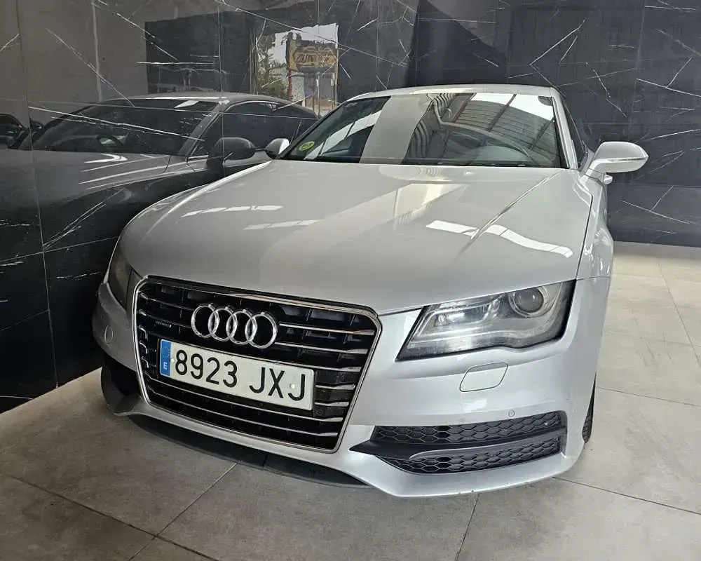 Usado Audi A7 Sportback S-Line 245 CV (180 kW) 2011 Gris Utilitario
