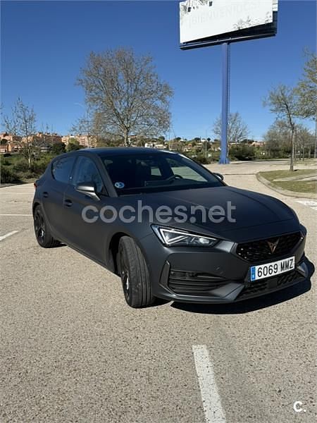 Usado Cupra Leon 150 CV (110 kW) 2024 Negro Berlina