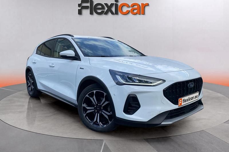 Usado Ford Focus Active 155 CV (114 kW) 2022 Blanco Berlina