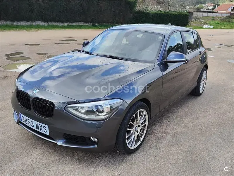Usado BMW 118 170 CV (125 kW) 2013 Gris / plata Utilitario