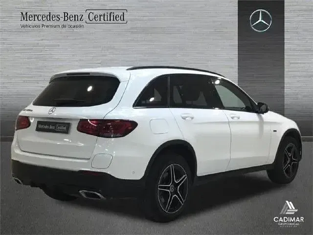 Usado Mercedes GLC300e 306 CV (225 kW) 2021 Blanco polar SUV