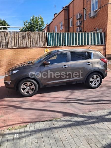 Usado Kia Sportage 115 CV (84 kW) 2013 Marrón SUV