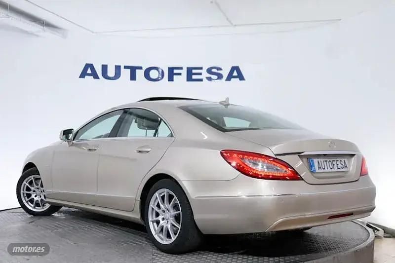 Usado Mercedes CLS350 258 CV (189 kW) 2011 Oro Berlina