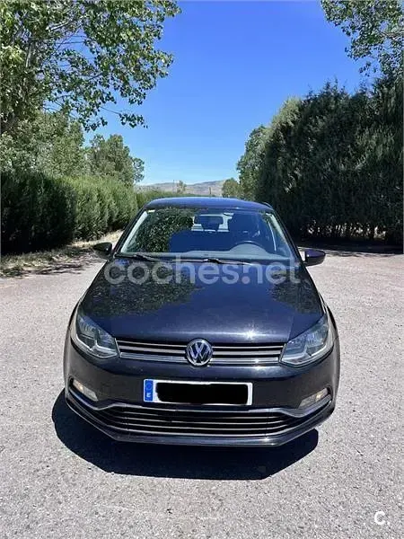 Usado VW Polo Advance 90 CV (66 kW) 2016 Negro Berlina