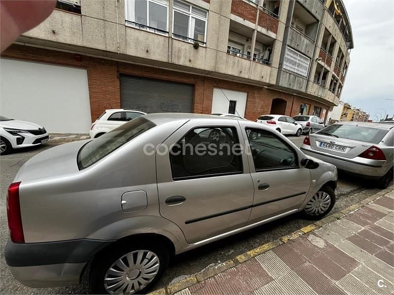 Occasion Dacia Logan Lauréate 90 ch (66 kW) 2008 Gris Berline
