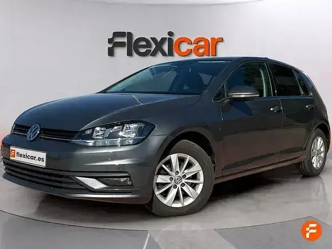 Usado VW Golf VII Advance 115 CV (84 kW) 2019 Gris