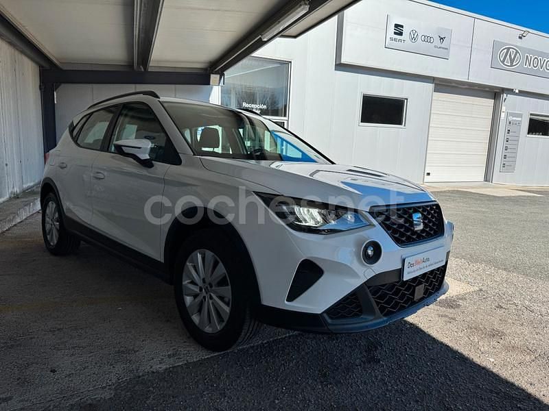 Blanco Usado 2024 Seat Arona Reference SUV | 17.900 € (Precio justo) - Imagen 1/4