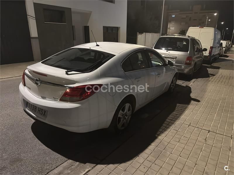 Blanco Usado 2013 Opel Insignia Selective Berlina | 4550 € (Caro) - Imagen 1/4