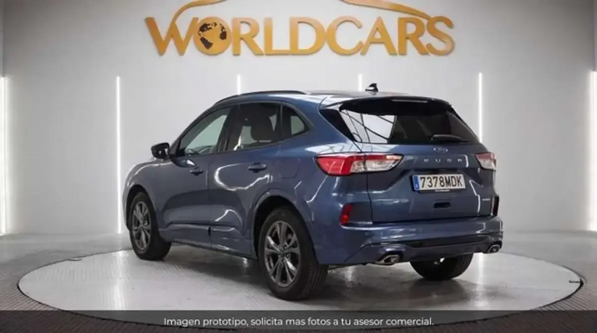 Usado Ford Kuga ST-Line 226 CV (166 kW) 2023 Azul SUV