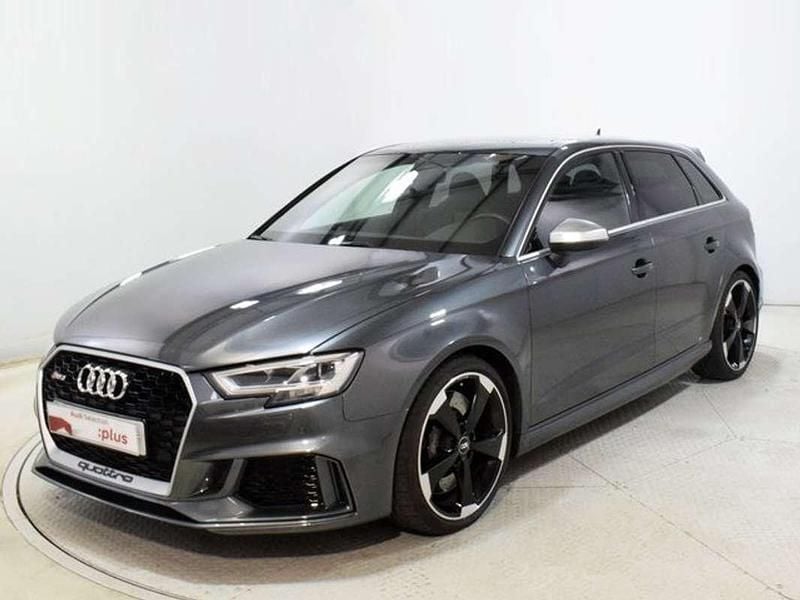 Usado Audi RS3 Sportback 400 CV (294 kW) 2020 Gris Utilitario