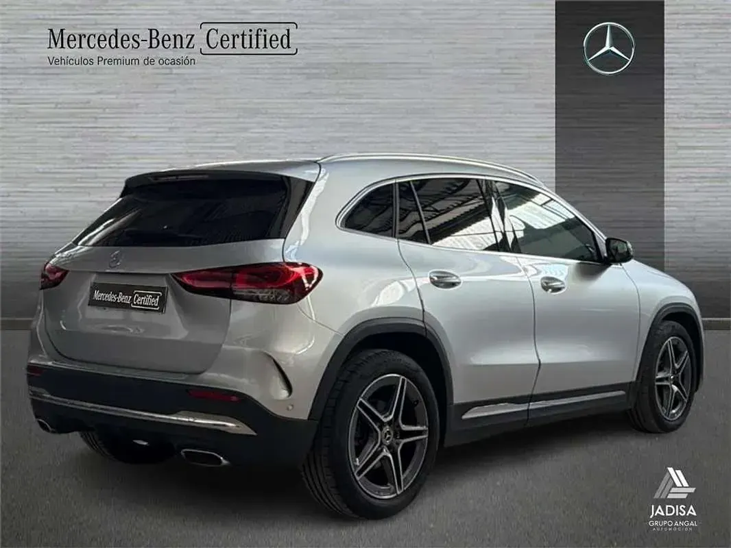 Usado Mercedes GLA200 150 CV (110 kW) 2022 SUV