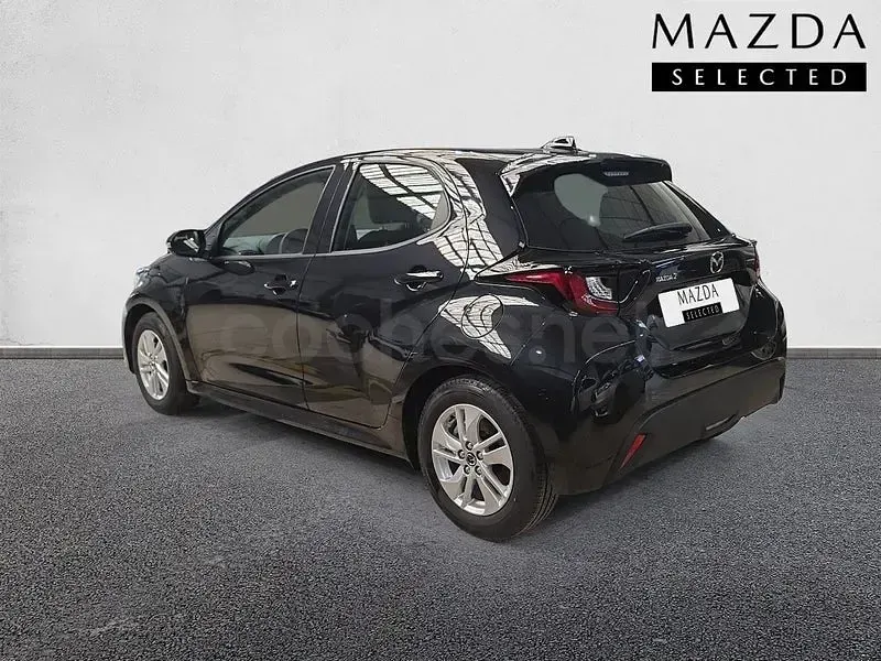 Usado Mazda 2 Center-Line 116 CV (85 kW) 2026 Negro Utilitario