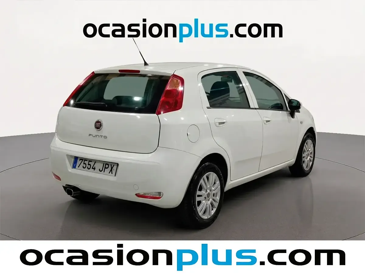 Usado Fiat Punto Easy 77 CV (56 kW) 2016 Blanco Utilitario