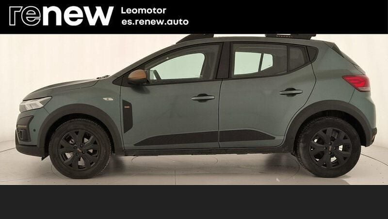Usado Dacia Sandero Extreme 100 CV (73 kW) 2025 Verde Berlina