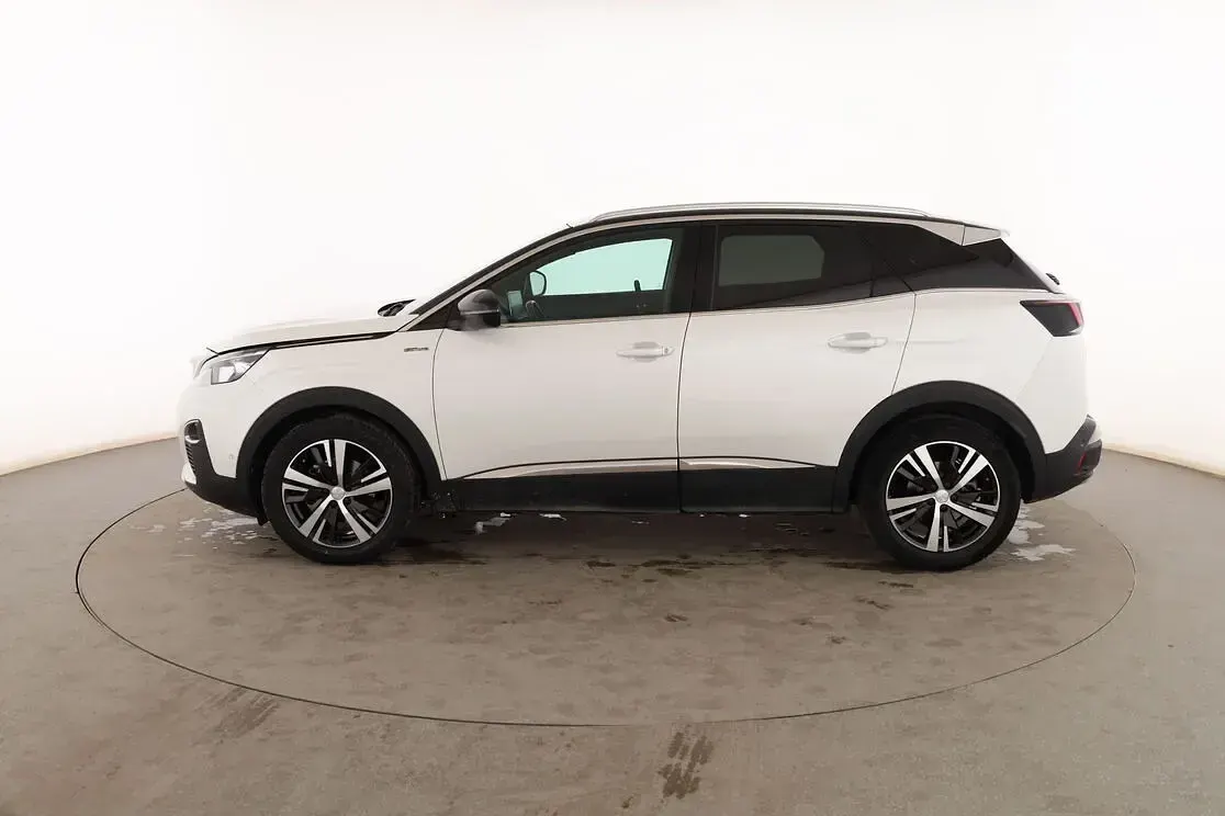 Usado Peugeot 3008 GT-line 130 CV (95 kW) 2019 Blanco SUV