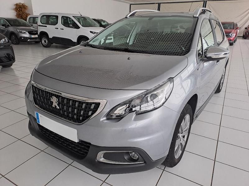Usado Peugeot 2008 Style 110 CV (80 kW) 2017 Gris SUV