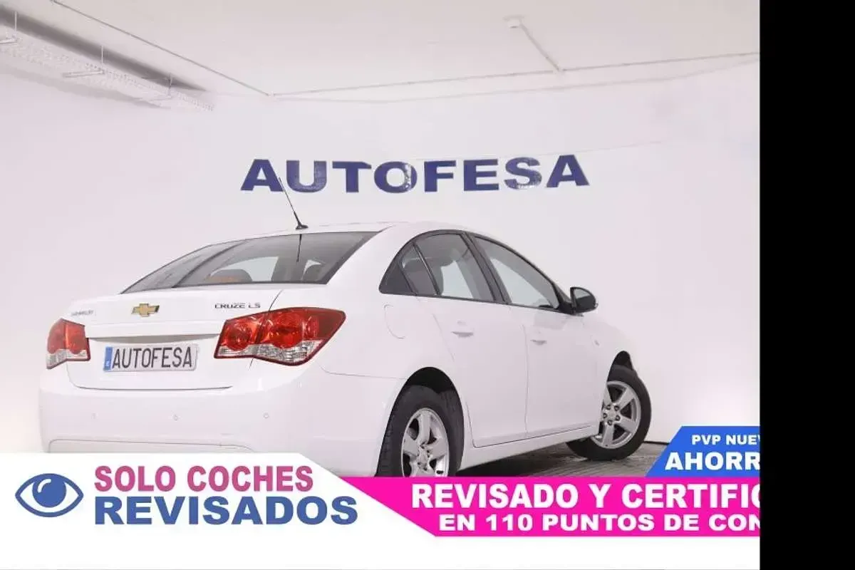 Usado Chevrolet Cruze LS 124 CV (91 kW) 2011 Blanco Berlina
