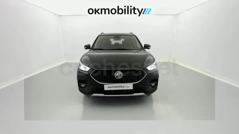 Begagnad MG ZS Luxury 111 HK (81 kW) 2023 Svart SUV