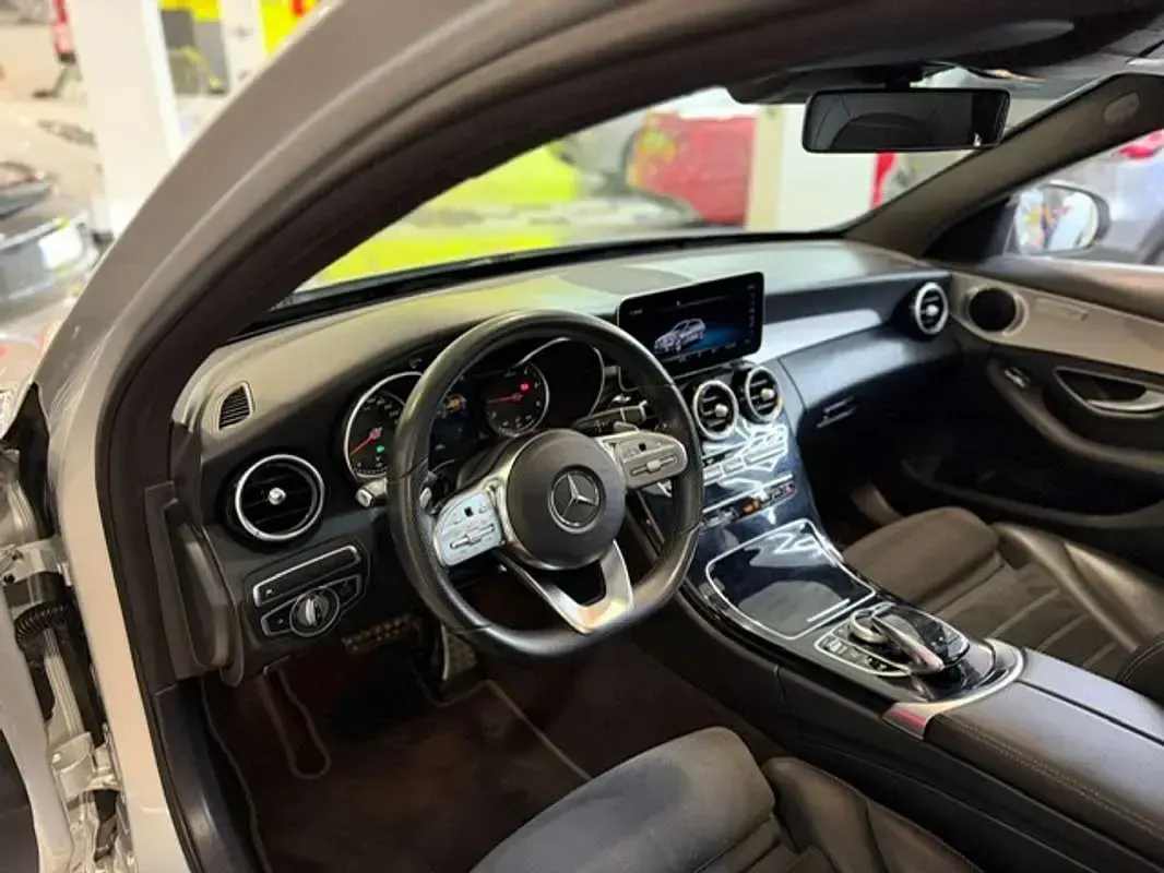 Usado Mercedes C220 194 CV (142 kW) 2020 Gris Familiar