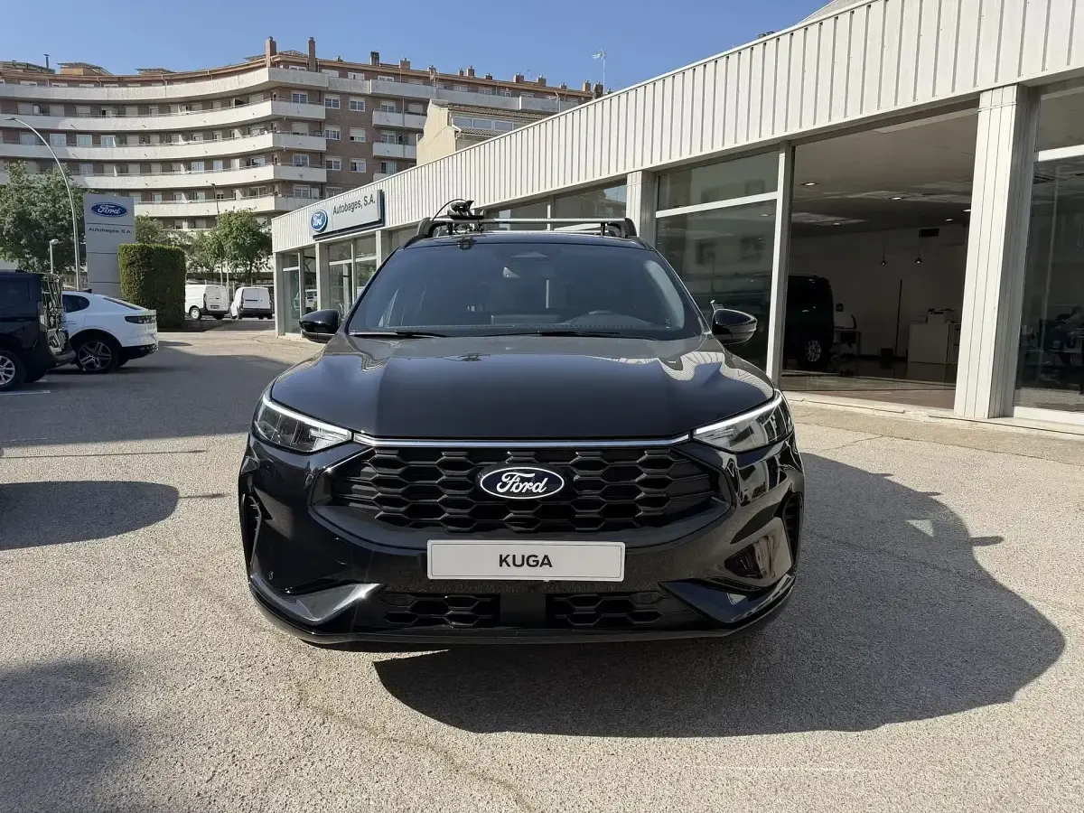 Nuevo Ford Kuga ST-Line 243 CV (178 kW) 2026 Gris SUV