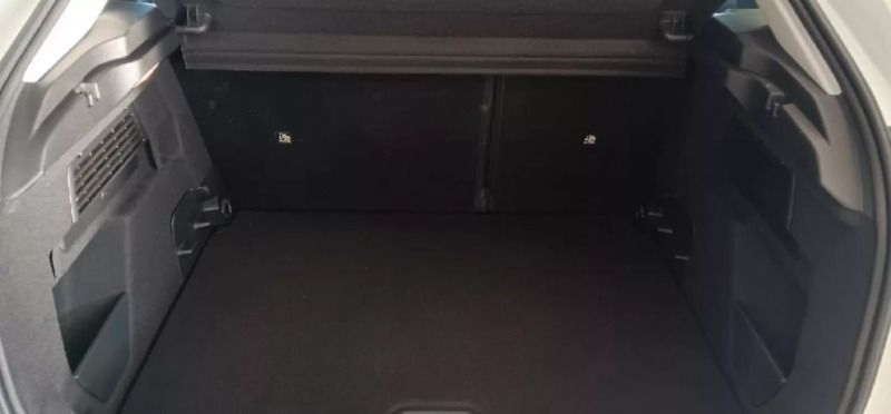 Pintura blanco banquise Usado 2023 Citroën C4 Feel Berlina | 16.220 € (Precio justo) - Imagen 1/1