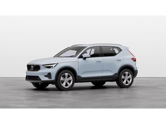 Rojo Usado 2023 Volvo XC40 Core SUV | 39.700 € (Un poco caro) - Imagen 1/4