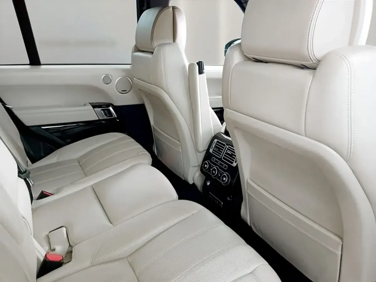 Usado Land Rover Range Rover HSE 258 CV (189 kW) 2016 Oro SUV