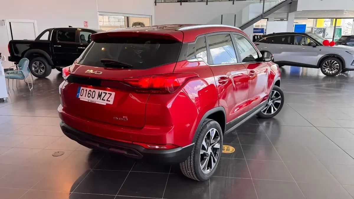 Usado EVO Evo 5 127 CV (93 kW) 2025 Rojo SUV