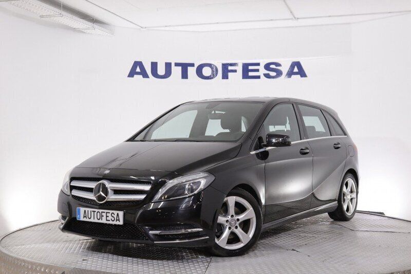 Negro Usado 2014 Mercedes B200 Monovolumen | 13.900 € - Imagen 1/4