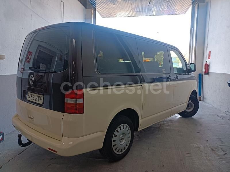Occasion VW Caravelle Trendline 130 ch (95 kW) 2009 Beige Van