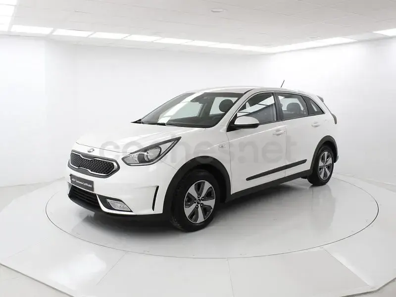 Usado Kia Niro 141 CV (103 kW) 2018 Blanco SUV