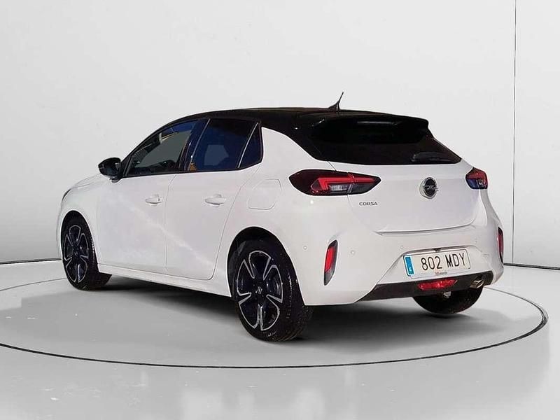 Usado Opel Corsa GS Line 102 CV (75 kW) 2023 Blanco Berlina