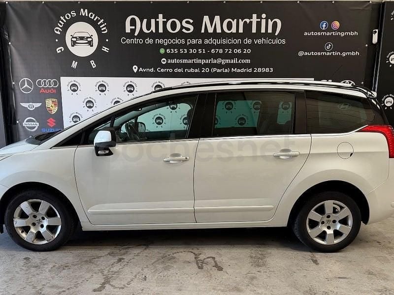 Usado Peugeot 5008 Allure 156 HP (114 kW) 2012 Branco Monovolume