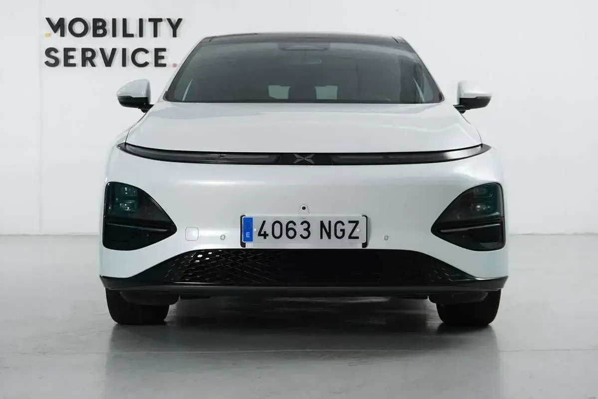Usado XPENG G6 RWD Long Range 216 kW (295 CV) 2025 Blanco SUV