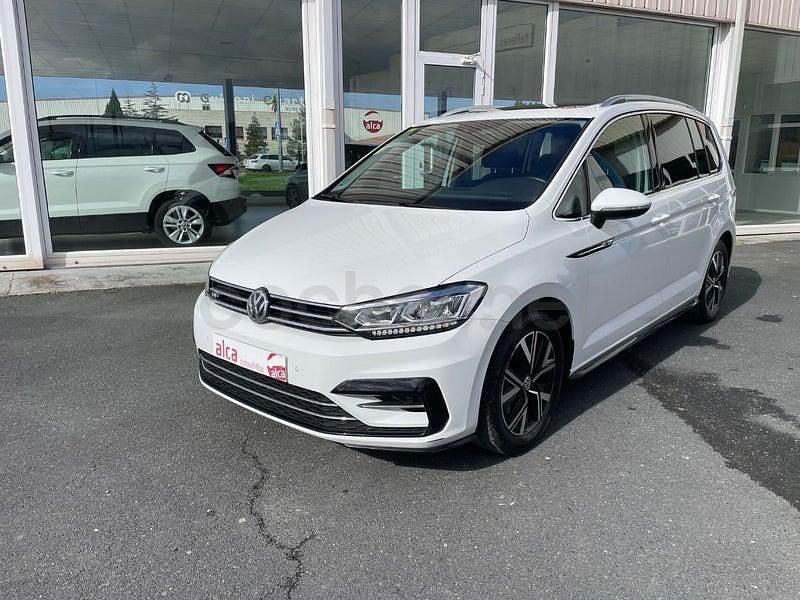 Usado VW Touran Sportline 150 CV (110 kW) 2021 Blanco Monovolumen