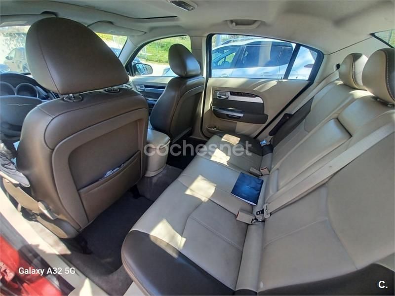 Usado Chrysler Sebring Limited 140 CV (102 kW) 2007 Rojo Berlina