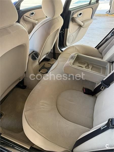 Usado Rover 75 150 CV (110 kW) 2004 Azul Berlina