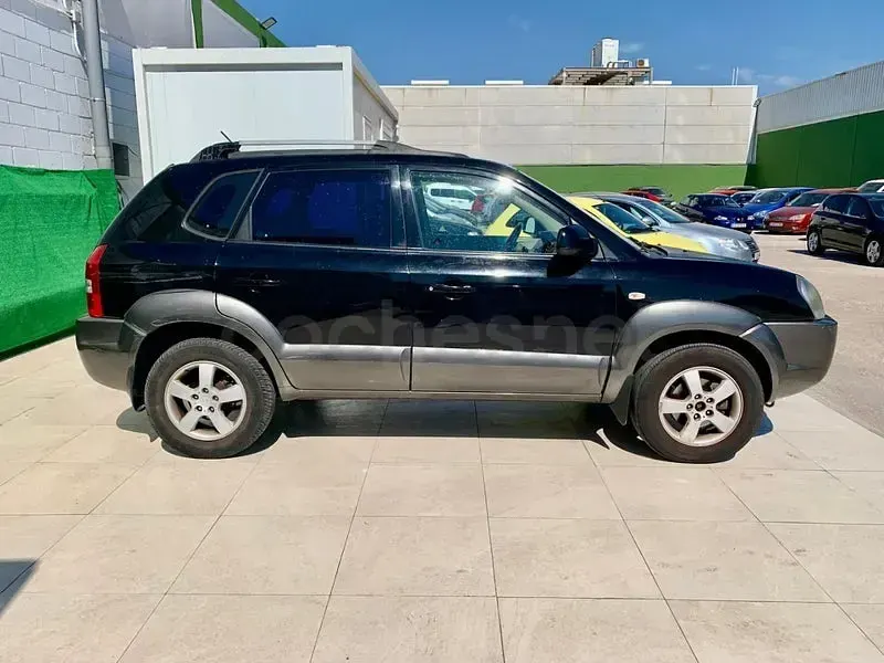 Usado Hyundai Tucson Comfort 142 CV (104 kW) 2007 Negro SUV