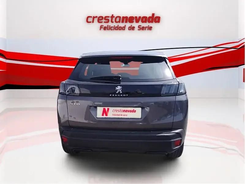 Usado Peugeot 3008 Active 130 CV (95 kW) 2022 Gris / plata SUV