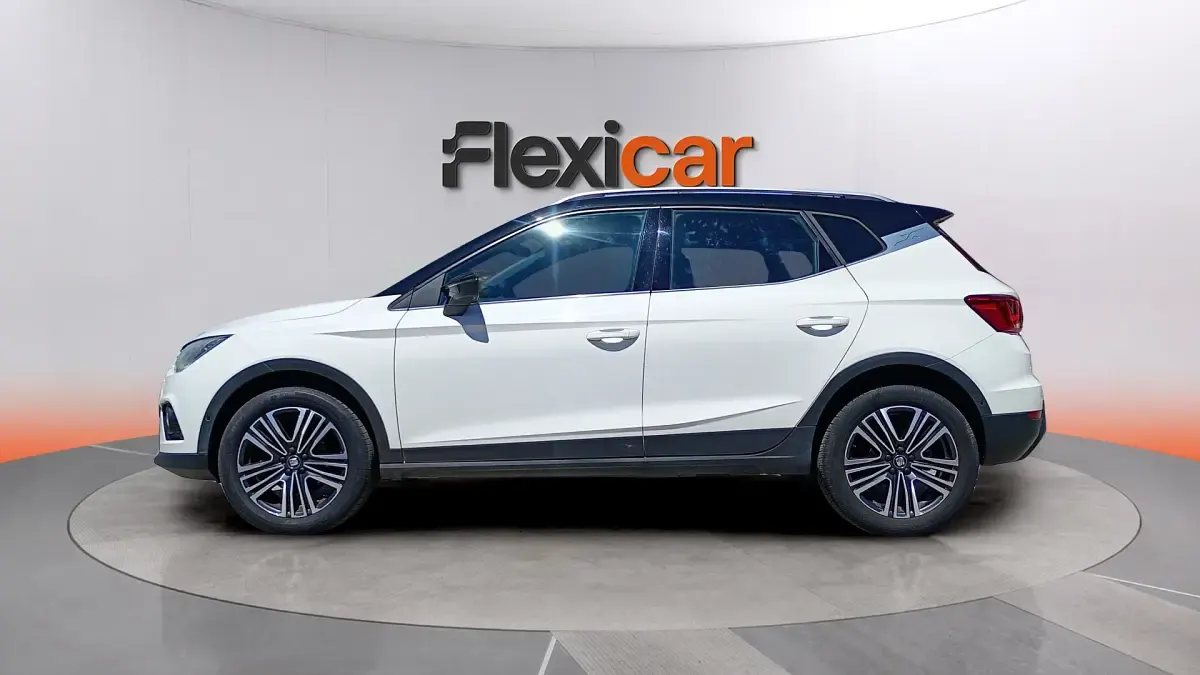 Usado Seat Arona Style 116 CV (85 kW) 2018 Blanco SUV