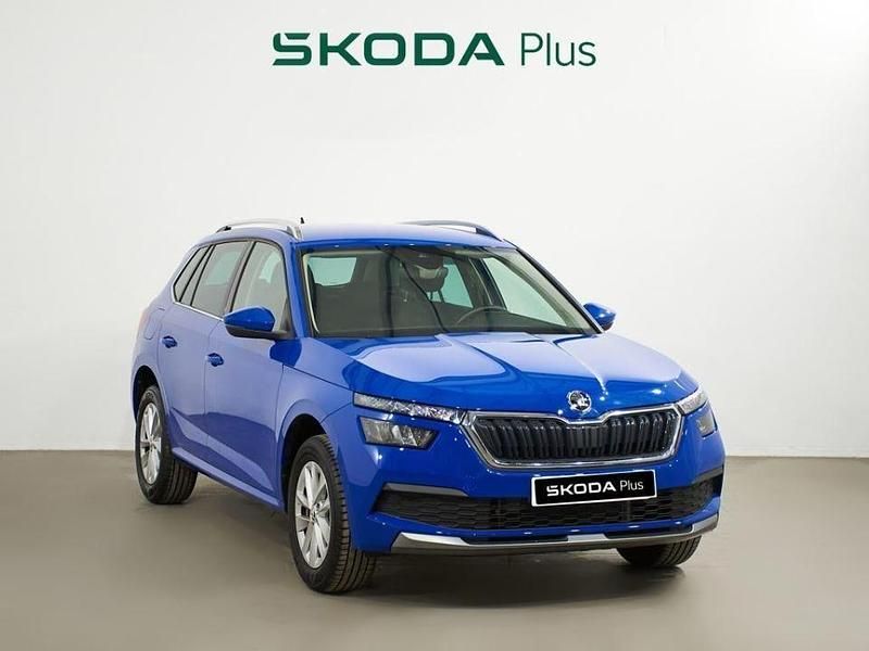 Usado Skoda Kamiq Ambition 95 CV (69 kW) 2022 Azul SUV
