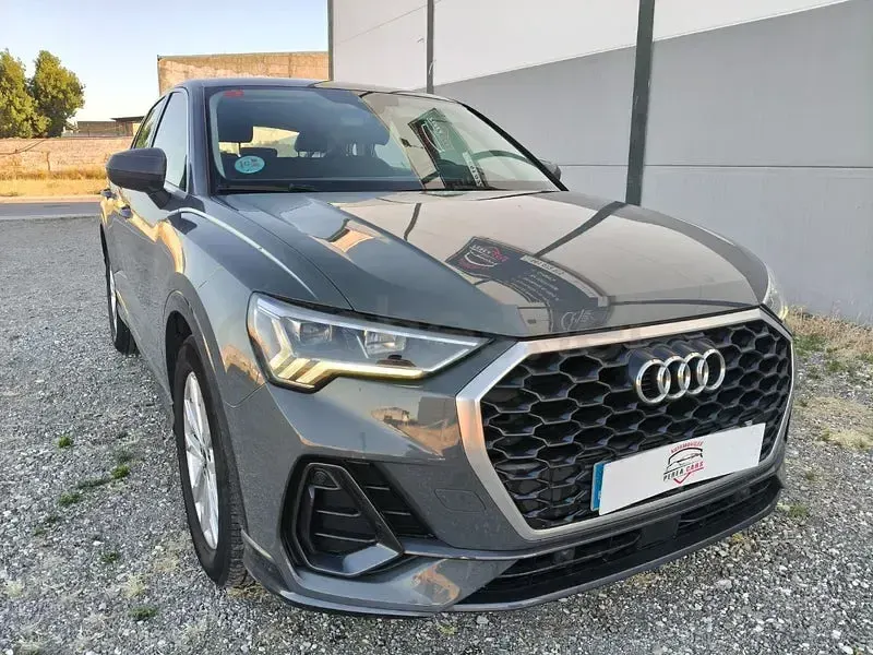Usado Audi Q3 Sportback 150 CV (110 kW) 2021 Gris / plata SUV
