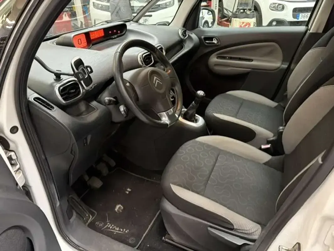 Usado Citroën C3 Picasso 92 CV (67 kW) 2012 Blanco Monovolumen
