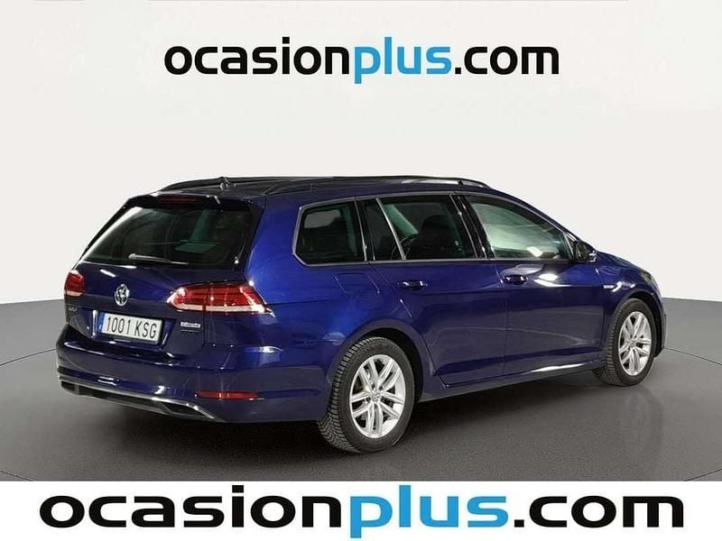 Käytetty VW Golf VII Advance 131 HP (96 kW) 2018 Sininen Farmari