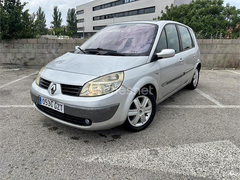 Gris / plata Usado 2006 Renault Scénic II Authentique Monovolumen | 2200 € (Super precio) - Imagen 1/4