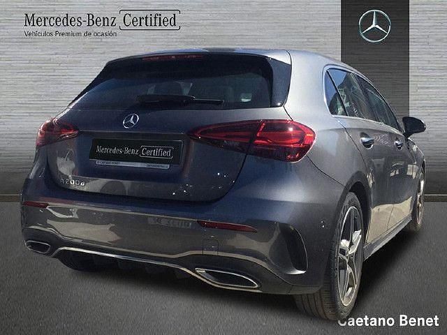Usado Mercedes A200 AMG line 150 CV (110 kW) 2024 Gris / plateado Berlina